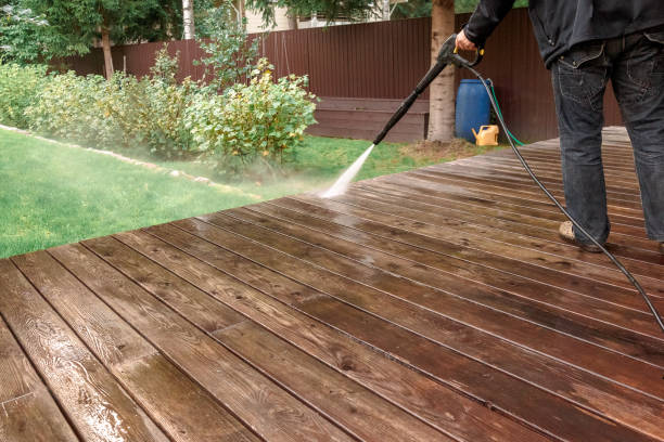 Best Building Exterior Pressure Washing in Cresco, IA